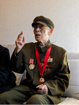 驻太阳成集团tyc138集团纪检监察组走访慰问 抗美援朝老兵